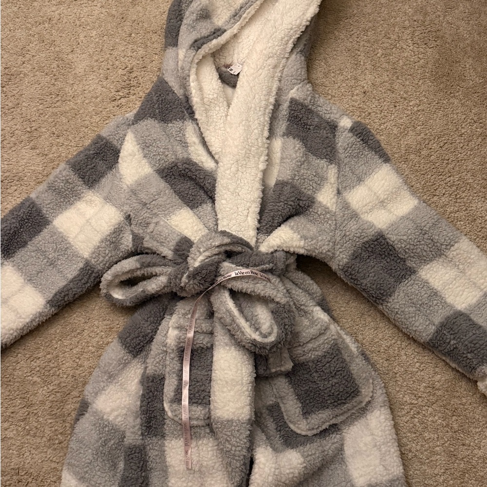 La SENZA Gray and Cream Plaid Robe